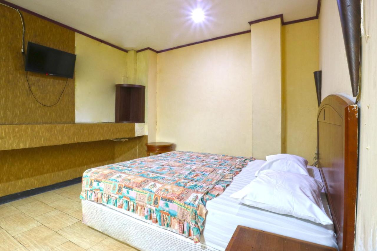 King Stone Hotel Mencil Esterno foto